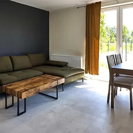 1 Bedroom Cozy In Apartamento Trzęsacz