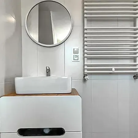 Apartment Gemütliche 1-zimmer-wohnung In Trzęsacz