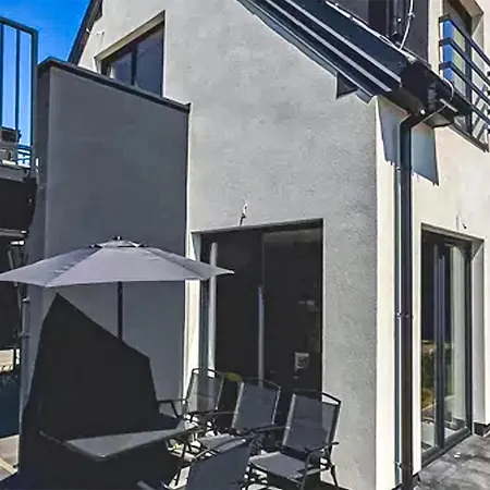 1 Bedroom Cozy In Apartamento *